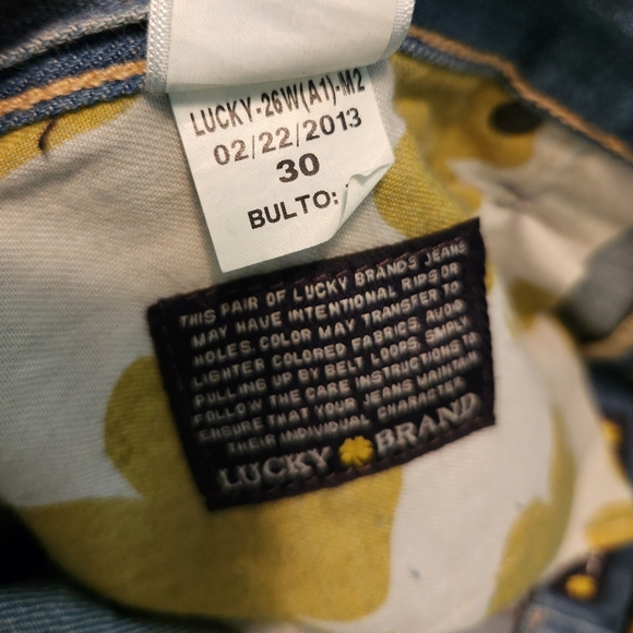 Aztec Ember Riley Shorts LIKE NEW Lucky Brand Size 30 - 10 - Picture 5 of 7